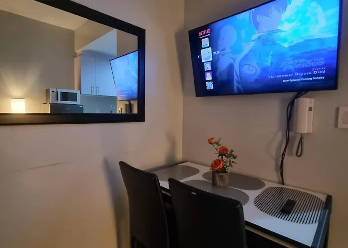 Aparthotel Fern At Grass Residences Sm North, Quezon
